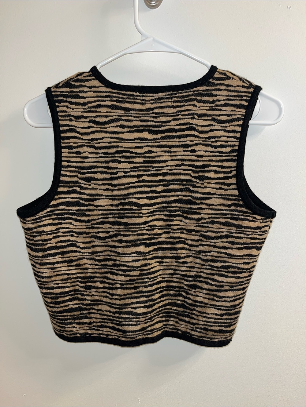 Liz Claiborne Vintage Zebra Vest - Picture 3 of 4